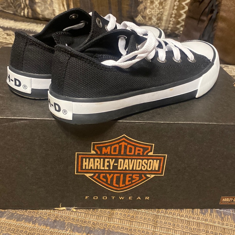 Brand New Never worn Harley Davidson Canvas Shoes 7.5